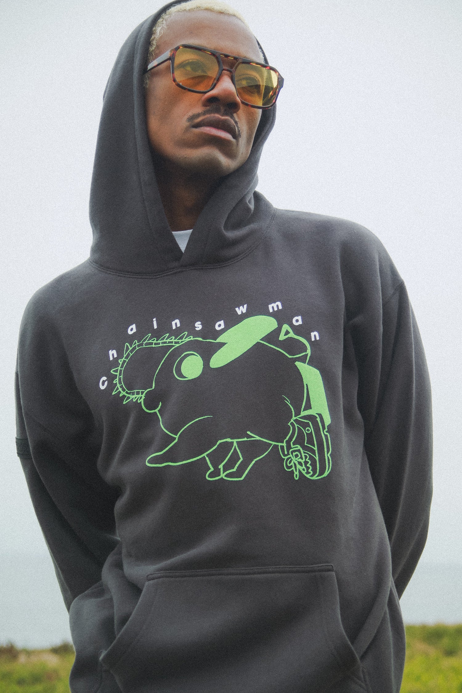 Chainsaw Man Pochita Sneaker Hoodie - Bristol Black